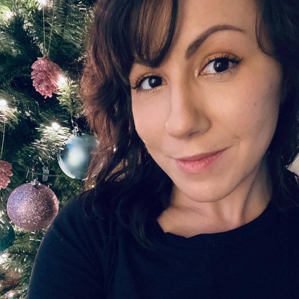 Meet your Posher, Nicole